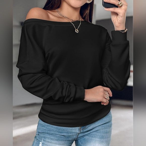 Women’s Backless Long Sleeve Buttoned Top Round Neck Shirt  - Picture 2 of 5
